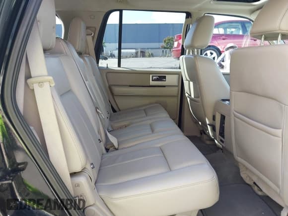 ✅ 2013 Ford Expedition Limited • VIN: 1FMJU2A57DEF14026 • Lot: 40861294. Listed on IAAI with 134,411 mi. Free auction sales archive from the USA and detailed vehicle history report at DreamBid. Image 8.