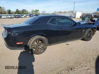 ✅ 2019 Dodge Challenger R/T Scat Pack • VIN: 2C3CDZFJ2KH574706 • Lot: 47616274. Wystawiony na Copart z przebiegiem 17 973 mil. Bezpłatny archiwum sprzedaży aukcyjnych z USA i szczegółowy raport historii pojazdu na DreamBid. Zdjęcie 3.