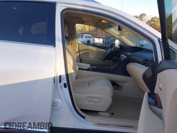 ✅ 2015 Lexus RX 350 • VIN: JTJZK1BA0F2426083 • Lot: 43678823. Listed on IAAI with 116,769 mi. Free auction sales archive from the USA and detailed vehicle history report at DreamBid. Image 5.