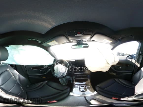 ✅ 2019 Mercedes-Benz GLC 300 • VIN: WDC0G4JB8KV169329 • Lot: 42936695. Wystawiony na IAAI z przebiegiem 83 984 mil. Bezpłatny archiwum sprzedaży aukcyjnych z USA i szczegółowy raport historii pojazdu na DreamBid. Zdjęcie 18.