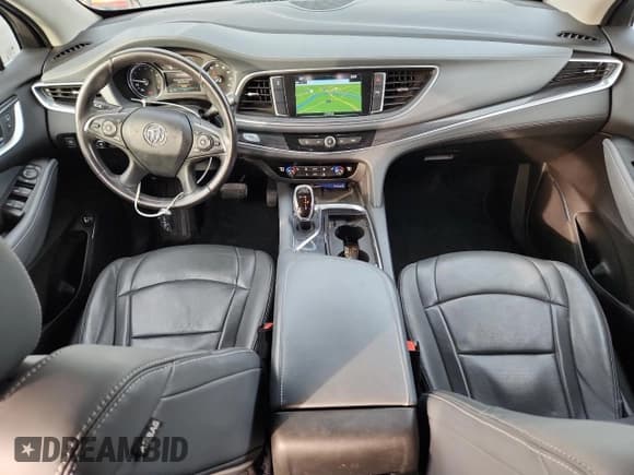 ✅ 2019 Buick Enclave Essence • VIN: 5GAERBKW7KJ302070 • Lot: 92652475. Listed on Copart with 126,113 mi. Free auction sales archive from the USA and detailed vehicle history report at DreamBid. Image 8.