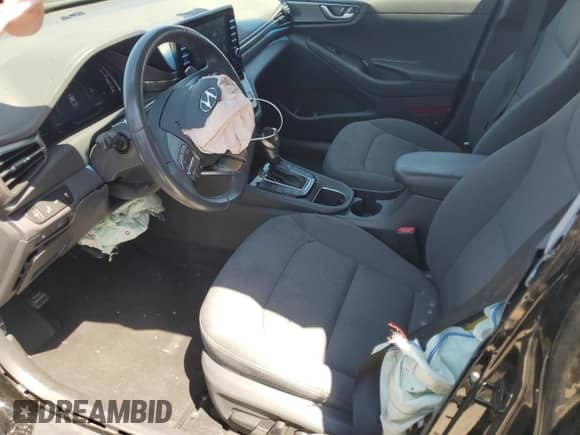 2020 Hyundai Ioniq SE с VIN KMHC75LC0LU213681, выставлен на аукционе Copart как лот 66241174 с пробегом 109 869 миль миль и Списание • Salvage title. История ставок и продаж доступна на DreamBid. Изображение 7.