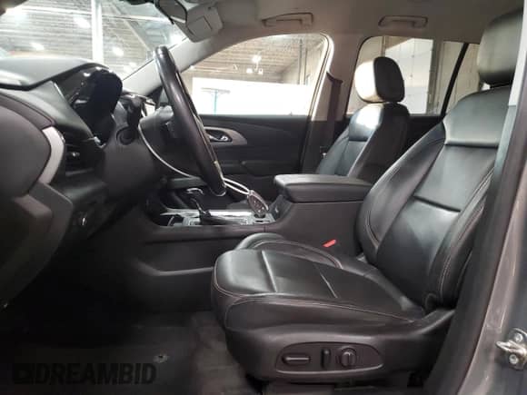 2019 Chevrolet Traverse LT z VIN 1GNEVHKW6KJ249799, wystawiony jako Copart lot #90939185 z przebiegiem 116 858 mil mil oraz Nie do naprawy • Non repairable. Historia ofert i sprzedaży dostępna na DreamBid. Obrazek 7.