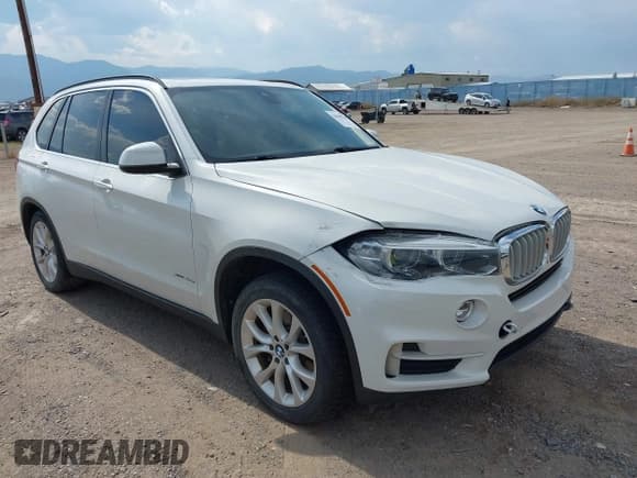 ✅ 2016 BMW X5 xDrive40e • VIN: 5UXKT0C53G0S79248 • Lot: 43048544. Wystawiony na IAAI z przebiegiem 126 181 mil. Bezpłatny archiwum sprzedaży aukcyjnych z USA i szczegółowy raport historii pojazdu na DreamBid. Zdjęcie 1.