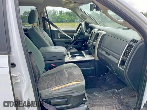 ✅ 2015 Ram 1500 Outdoorsman • VIN: 1C6RR7LM1FS688552 • Лот: 57871575. Опубликован ранее на Copart с пробегом Не указан. Бесплатный доступ к архиву аукционных продаж из США и подробный отчёт об истории автомобиля на DreamBid. Изображение 5.