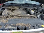 ✅ 2018 Ram 2500 Laramie • VIN: 3C6UR5FJXJG212364 • Lot: 42102428. Wystawiony na IAAI z przebiegiem 61 973 mil. Bezpłatny archiwum sprzedaży aukcyjnych z USA i szczegółowy raport historii pojazdu na DreamBid. Zdjęcie 10.