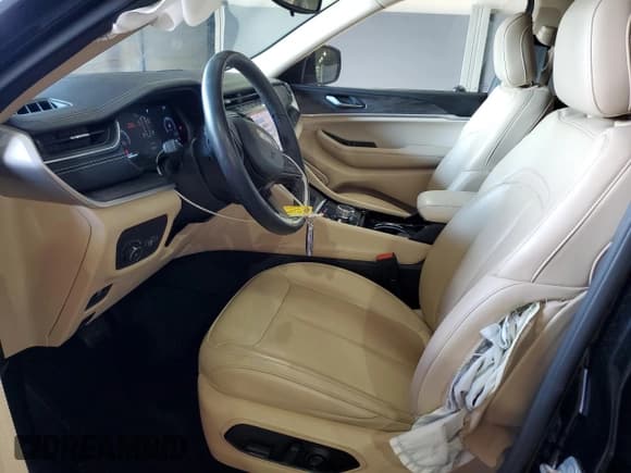 ✅ 2021 Jeep Grand Cherokee Limited • VIN: 1C4RJKBG9M8135222 • Lot: 84199825. Listed on Copart with 50,604 mi. Free auction sales archive from the USA and detailed vehicle history report at DreamBid. Image 7.