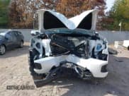 ✅ 2021 Chevrolet Silverado 1500 High Country • VIN: 1GCUYHET0MZ353142 • Lot: 40707765. Wystawiony na IAAI z przebiegiem 20 765 mil. Bezpłatny archiwum sprzedaży aukcyjnych z USA i szczegółowy raport historii pojazdu na DreamBid. Zdjęcie 12.