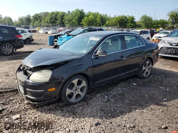 ✅ 2006 Volkswagen Jetta 2.5L • VIN: 3VWRG71K66M818914 • Лот: 66172225. Опубликован ранее на Copart с пробегом 96 418 миль. Бесплатный доступ к архиву аукционных продаж из США и подробный отчёт об истории автомобиля на DreamBid. Изображение 1.