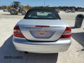 ✅ 2007 Mercedes-Benz CLK 350 • VIN: WDBTK56FX7F206030 • Lot: 77271194. Wystawiony na Copart z przebiegiem 155 157 mil. Bezpłatny archiwum sprzedaży aukcyjnych z USA i szczegółowy raport historii pojazdu na DreamBid. Zdjęcie 6.