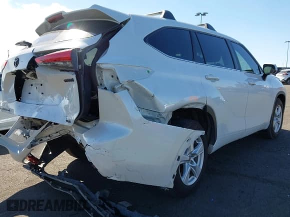 ✅ 2023 Toyota Highlander Hybrid LE • VIN: 5TDZARAHXPS521120 • Лот: 43486764. Опубликован ранее на IAAI с пробегом 86 264 миль. Бесплатный доступ к архиву аукционных продаж из США и подробный отчёт об истории автомобиля на DreamBid. Изображение 4.