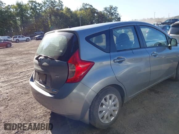 ✅ 2014 Nissan Note SV • VIN: 3N1CE2CP8EL396680 • Lot: 43377965. Listed on IAAI with 170,818 mi. Free auction sales archive from the USA and detailed vehicle history report at DreamBid. Image 4.