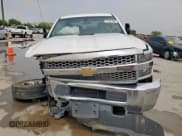 ✅ 2019 Chevrolet Silverado 2500HD Work Truck • VIN: 1GC1CREG8KF154414 • Lot: 51601965. Wystawiony na Copart z przebiegiem 179 487 mil. Bezpłatny archiwum sprzedaży aukcyjnych z USA i szczegółowy raport historii pojazdu na DreamBid. Zdjęcie 5.