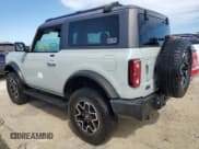 ✅ 2021 Ford Bronco • VIN: 1FMDE5CP4MLA65927 • Lot: 74809974. Listed on Copart with 41,296 mi. Free auction sales archive from the USA and detailed vehicle history report at DreamBid. Image 2.