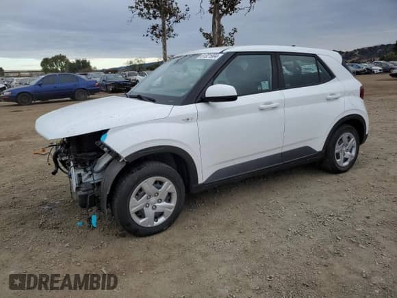 2020 Hyundai Venue SE with VIN KMHRB8A33LU018834, listed as a Copart auction lot 81321904 with 19,897 mi miles and Salvage title. Bid and sale history available at DreamBid. Image 1.