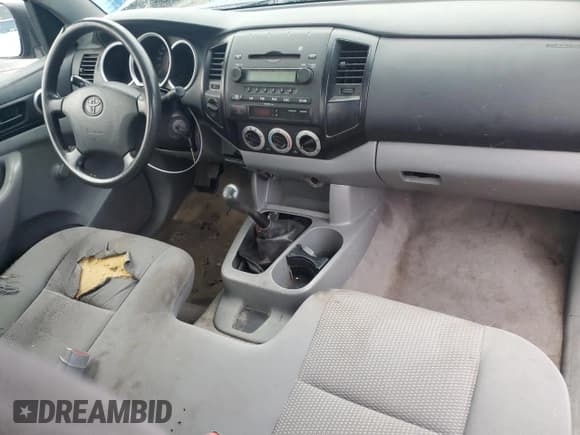 ✅ 2008 Toyota Tacoma • VIN: 5TEPX42N98Z505993 • Lot: 91369715. Wystawiony na Copart z przebiegiem Nie podano. Bezpłatny archiwum sprzedaży aukcyjnych z USA i szczegółowy raport historii pojazdu na DreamBid. Zdjęcie 8.