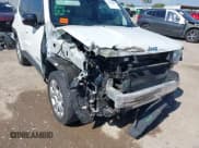 ✅ 2022 Jeep Renegade Limited • VIN: ZACNJDD17NPN99006 • Lot: 43304897. Wystawiony na IAAI z przebiegiem 26 206 mil. Bezpłatny archiwum sprzedaży aukcyjnych z USA i szczegółowy raport historii pojazdu na DreamBid. Zdjęcie 6.