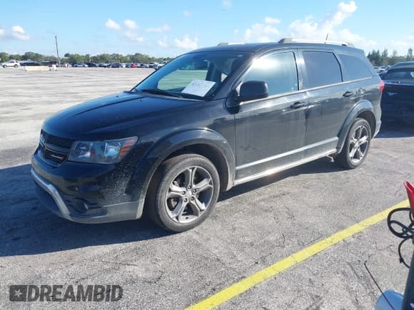 ✅ 2017 Dodge Journey Crossroad Plus • VIN: 3C4PDCGB9HT543776 • Лот: 43487985. Опубликован ранее на IAAI с пробегом 187 015 миль. Бесплатный доступ к архиву аукционных продаж из США и подробный отчёт об истории автомобиля на DreamBid. Изображение 17.