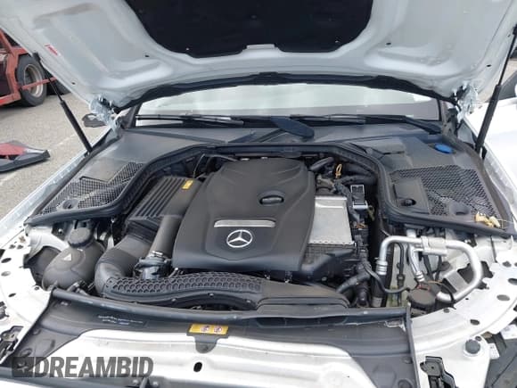 ✅ 2018 Mercedes-Benz C 300 • VIN: WDDWK4JB4JF698192 • Lot: 41687143. Wystawiony na IAAI z przebiegiem 78 702 mil. Bezpłatny archiwum sprzedaży aukcyjnych z USA i szczegółowy raport historii pojazdu na DreamBid. Zdjęcie 10.