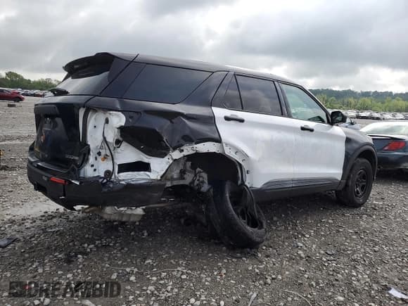 ✅ 2020 Ford Police Interceptor Utility • VIN: 1FM5K8AB3LGC94810 • Lot: 54259525. Wystawiony na Copart z przebiegiem 51 714 mil. Bezpłatny archiwum sprzedaży aukcyjnych z USA i szczegółowy raport historii pojazdu na DreamBid. Zdjęcie 3.