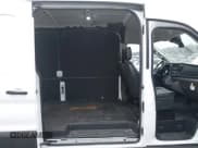 ✅ 2024 Ford Transit Cargo • VIN: 1FTBR1C82RKB55379 • Lot: 43710303. Wystawiony na IAAI z przebiegiem 11 400 mil. Bezpłatny archiwum sprzedaży aukcyjnych z USA i szczegółowy raport historii pojazdu na DreamBid. Zdjęcie 8.