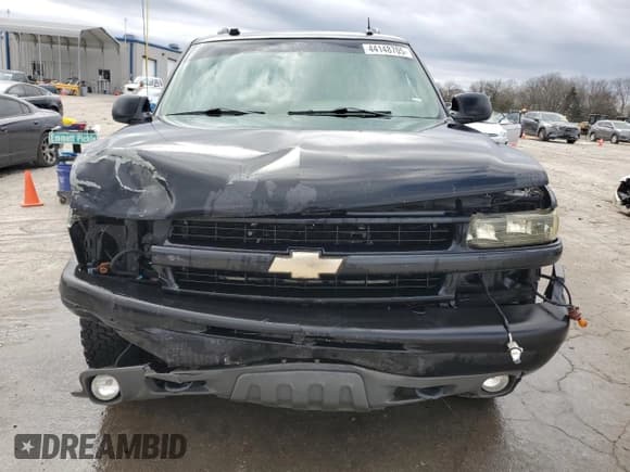 ✅ 2005 Chevrolet Suburban Z71 • VIN: 3GNFK16ZX5G111116 • Лот: 48506385. Опубликован ранее на Copart с пробегом 302 617 миль. Бесплатный доступ к архиву аукционных продаж из США и подробный отчёт об истории автомобиля на DreamBid. Изображение 5.