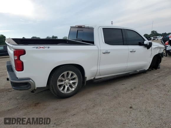 ✅ 2019 Chevrolet Silverado 1500 LTZ • VIN: 3GCUYGED7KG177559 • Lot: 59481774. Wystawiony na Copart z przebiegiem 98 835 mil. Bezpłatny archiwum sprzedaży aukcyjnych z USA i szczegółowy raport historii pojazdu na DreamBid. Zdjęcie 3.