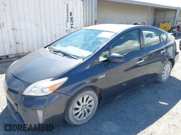 ✅ 2014 Toyota Prius • VIN: JTDKN3DP6E3059594 • Lot: 43221101. Listed on IAAI with 218,595 mi. Free auction sales archive from the USA and detailed vehicle history report at DreamBid. Image 17.