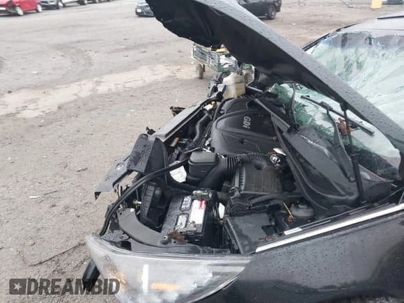 ✅ 2011 Hyundai Sonata Limited • VIN: 5NPEC4AC6BH138807 • Lot: 43289895. Listed on IAAI with 170,354 mi. Free auction sales archive from the USA and detailed vehicle history report at DreamBid. Image 10.