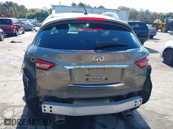 ✅ 2010 Infiniti FX • VIN: JN8AS1MW0AM856156 • Lot: 43450954. Wystawiony na IAAI z przebiegiem 130 519 mil. Bezpłatny archiwum sprzedaży aukcyjnych z USA i szczegółowy raport historii pojazdu na DreamBid. Zdjęcie 6.