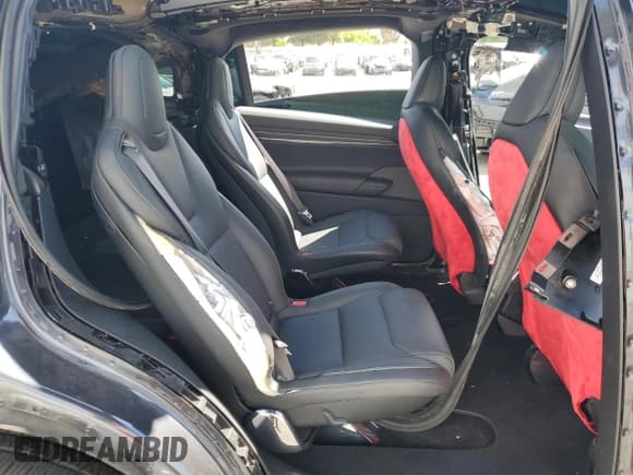 ✅ 2024 Tesla Model X Plaid • VIN: 7SAXCBE64RF442876 • Lot: 51869515. Wystawiony na Copart z przebiegiem Nie podano. Bezpłatny archiwum sprzedaży aukcyjnych z USA i szczegółowy raport historii pojazdu na DreamBid. Zdjęcie 11.