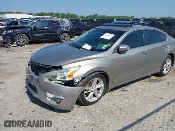 ✅ 2014 Nissan Altima SL • VIN: 1N4AL3AP9EC291277 • Лот: 42402210. Опубликован ранее на IAAI с пробегом 102 072 миль. Бесплатный доступ к архиву аукционных продаж из США и подробный отчёт об истории автомобиля на DreamBid. Изображение 2.