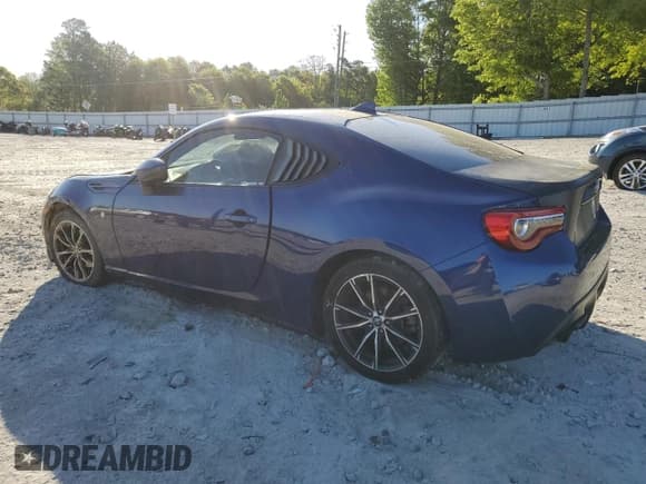 ✅ 2020 Toyota 86 • VIN: JF1ZNAA18L8752692 • Lot: 53072355. Wystawiony na Copart z przebiegiem 40 887 mil. Bezpłatny archiwum sprzedaży aukcyjnych z USA i szczegółowy raport historii pojazdu na DreamBid. Zdjęcie 2.