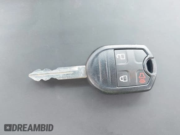 ✅ 2010 Ford F-150 XL • VIN: 1FTEW1C84AFA44769 • Lot: 42683097. Listed on IAAI with 324,855 mi. Free auction sales archive from the USA and detailed vehicle history report at DreamBid. Image 11.