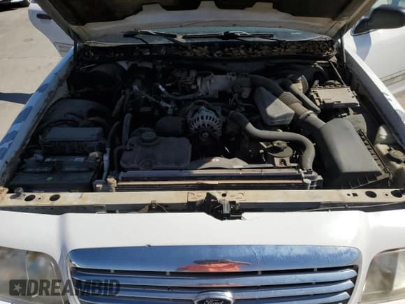 ✅ 2006 Ford Crown Victoria • VIN: 2FAFP73V26X148253 • Лот: 70525914. Опубликован ранее на Copart с пробегом Не указан. Бесплатный доступ к архиву аукционных продаж из США и подробный отчёт об истории автомобиля на DreamBid. Изображение 11.