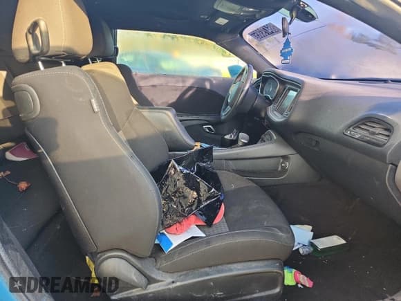 ✅ 2017 Dodge Challenger R/T Scat Pack • VIN: 2C3CDZFJ7HH517815 • Лот: 86479385. Опубликован ранее на Copart с пробегом 47 824 миль. Бесплатный доступ к архиву аукционных продаж из США и подробный отчёт об истории автомобиля на DreamBid. Изображение 10.