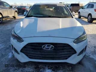 2020 Hyundai Veloster Premium z VIN KMHTG6AF6LU022401, wystawiony jako Copart lot #41692695 z przebiegiem 125 933 mil mil oraz Czysty tytuł • Clean title. Historia ofert i sprzedaży dostępna na DreamBid. Obrazek 5.