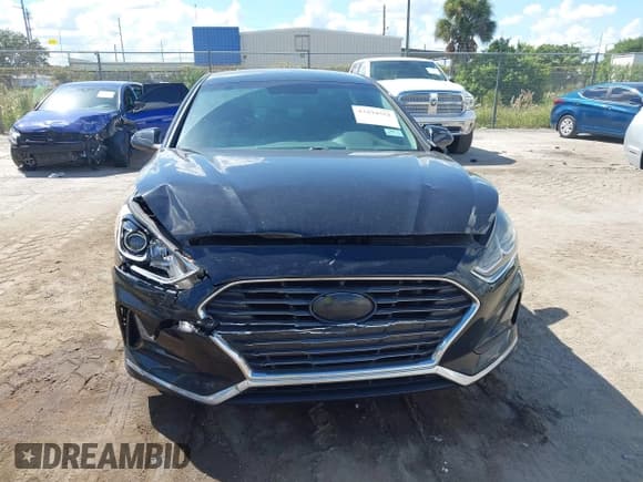 ✅ 2019 Hyundai Sonata SE • VIN: 5NPE24AF0KH779335 • Лот: 43294552. Опубликован ранее на IAAI с пробегом 134 313 миль. Бесплатный доступ к архиву аукционных продаж из США и подробный отчёт об истории автомобиля на DreamBid. Изображение 12.