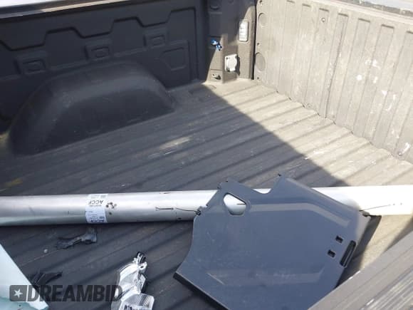 ✅ 2022 Chevrolet Silverado 1500 LT • VIN: 3GCUDDED2NG536783 • Лот: 43361379. Опубликован ранее на IAAI с пробегом 65 489 миль. Бесплатный доступ к архиву аукционных продаж из США и подробный отчёт об истории автомобиля на DreamBid. Изображение 12.