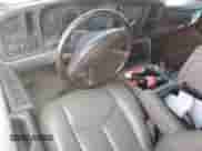 2003 Chevrolet Suburban LT с VIN 1GNEC16Z33J201633, выставлен на аукционе Copart как лот 67957764 с пробегом Не указан миль и Чистый • Clean title. История ставок и продаж доступна на DreamBid. Изображение 8.