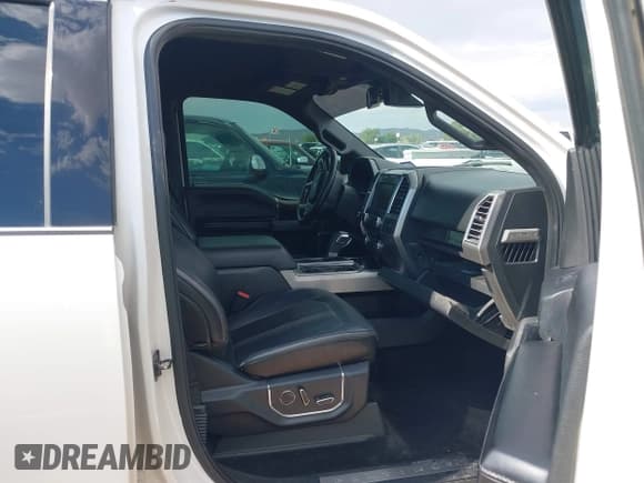 ✅ 2015 Ford F-150 XLT • VIN: 1FTEW1EG5FFB22990 • Lot: 42980580. Listed on IAAI with 226,766 mi. Free auction sales archive from the USA and detailed vehicle history report at DreamBid. Image 5.