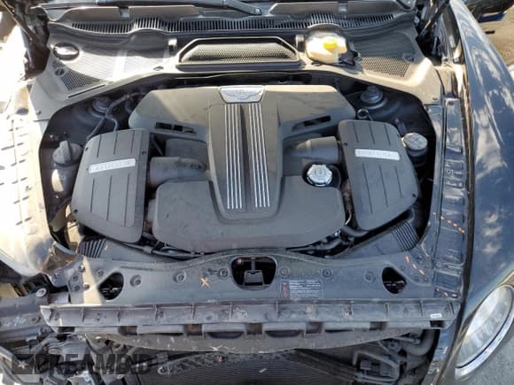 ✅ 2014 Bentley Continental GT • VIN: SCBGH3ZA3EC040649 • Lot: 70322944. Wystawiony na Copart z przebiegiem 16 282 mil. Bezpłatny archiwum sprzedaży aukcyjnych z USA i szczegółowy raport historii pojazdu na DreamBid. Zdjęcie 12.