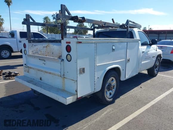 ✅ 1998 Dodge 2500 • VIN: 3B7KC26Z5WM269845 • Lot: 43726084. Listed on IAAI with 82,633 mi. Free auction sales archive from the USA and detailed vehicle history report at DreamBid. Image 4.