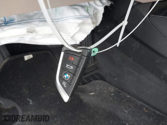 ✅ 2022 BMW 2 Series 228i • VIN: WBA53AK04N7K12122 • Lot: 41794766. Wystawiony na IAAI z przebiegiem 61 518 mil. Bezpłatny archiwum sprzedaży aukcyjnych z USA i szczegółowy raport historii pojazdu na DreamBid. Zdjęcie 11.