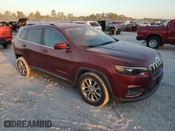 ✅ 2019 Jeep Cherokee Altitude • VIN: 1C4PJLLB7KD221083 • Lot: 82480185. Listed on Copart with 26,092 mi. Free auction sales archive from the USA and detailed vehicle history report at DreamBid. Image 4.
