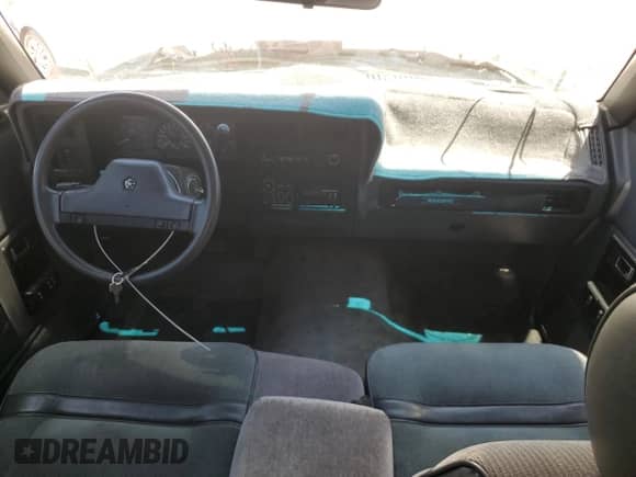 1991 Dodge Dakota с VIN 1B7GL23Y3MS309507, выставлен на аукционе Copart как лот 58079905 с пробегом 90 932 миль миль и Списание • Salvage title. История ставок и продаж доступна на DreamBid. Изображение 8.