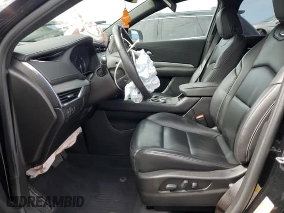 ✅ 2021 Cadillac XT4 AWD Premium Luxury • VIN: 1GYFZDR48MF062000 • Lot: 71239085. Wystawiony na Copart z przebiegiem 40 958 mil. Bezpłatny archiwum sprzedaży aukcyjnych z USA i szczegółowy raport historii pojazdu na DreamBid. Zdjęcie 7.