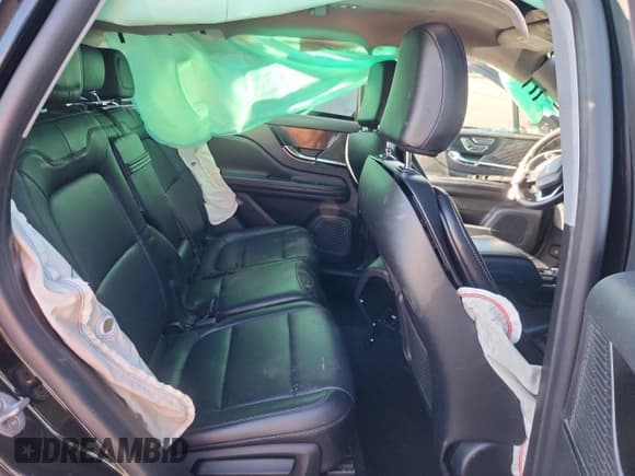 ✅ 2022 Lincoln Corsair Standard • VIN: 5LMCJ1C93NUL24031 • Lot: 87461155. Wystawiony na Copart z przebiegiem 32 686 mil. Bezpłatny archiwum sprzedaży aukcyjnych z USA i szczegółowy raport historii pojazdu na DreamBid. Zdjęcie 10.