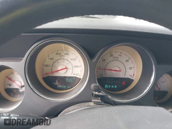 ✅ 2013 Dodge Challenger SXT • VIN: 2C3CDYAG5DH500642 • Lot: 41243016. Wystawiony na IAAI z przebiegiem 199 136 mil. Bezpłatny archiwum sprzedaży aukcyjnych z USA i szczegółowy raport historii pojazdu na DreamBid. Zdjęcie 7.