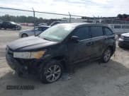 ✅ 2015 Toyota Highlander XLE • VIN: 5TDJKRFH5FS083365 • Лот: 43260209. Опубликован ранее на IAAI с пробегом 215 701 миль. Бесплатный доступ к архиву аукционных продаж из США и подробный отчёт об истории автомобиля на DreamBid. Изображение 6.